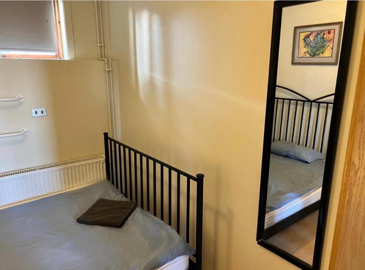 Reykjavik Peace Center Guesthouse Экстерьер фото