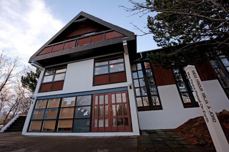 Reykjavik Peace Center Guesthouse Экстерьер фото