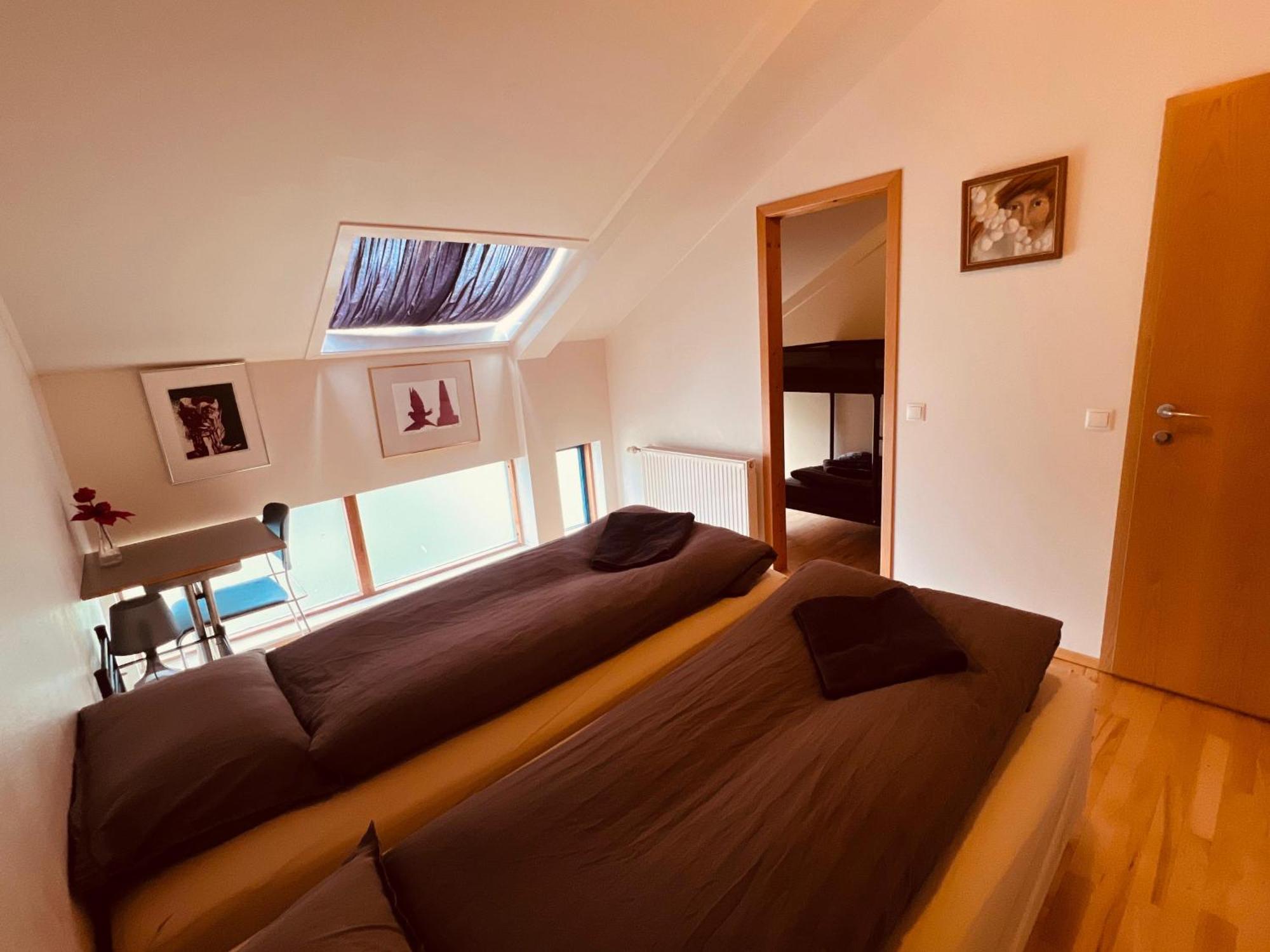 Reykjavik Peace Center Guesthouse Экстерьер фото