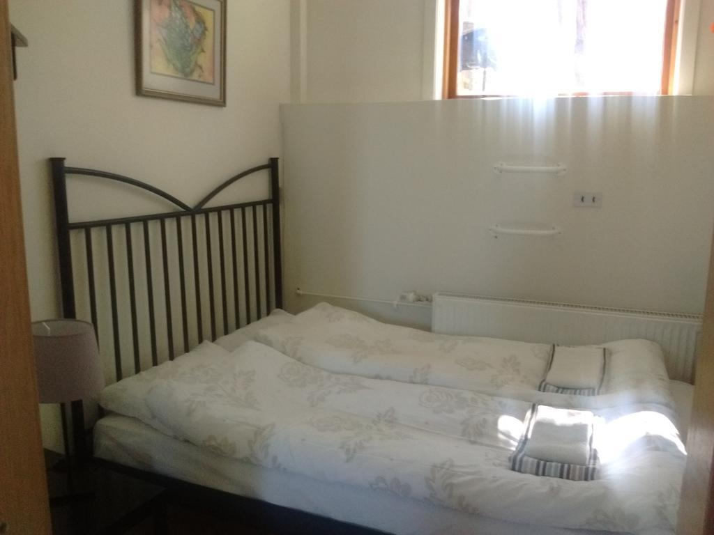 Reykjavik Peace Center Guesthouse Экстерьер фото