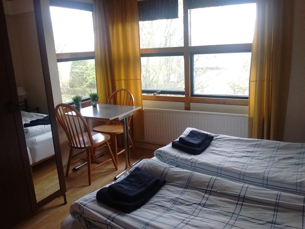 Reykjavik Peace Center Guesthouse Экстерьер фото
