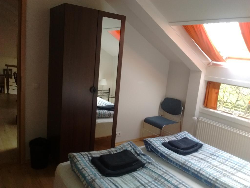 Reykjavik Peace Center Guesthouse Экстерьер фото