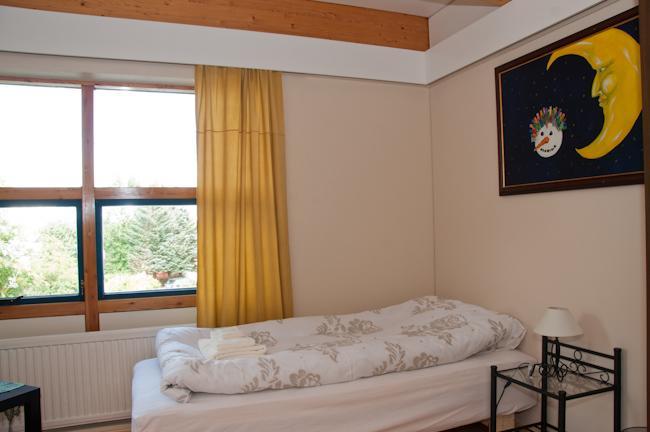Reykjavik Peace Center Guesthouse Экстерьер фото